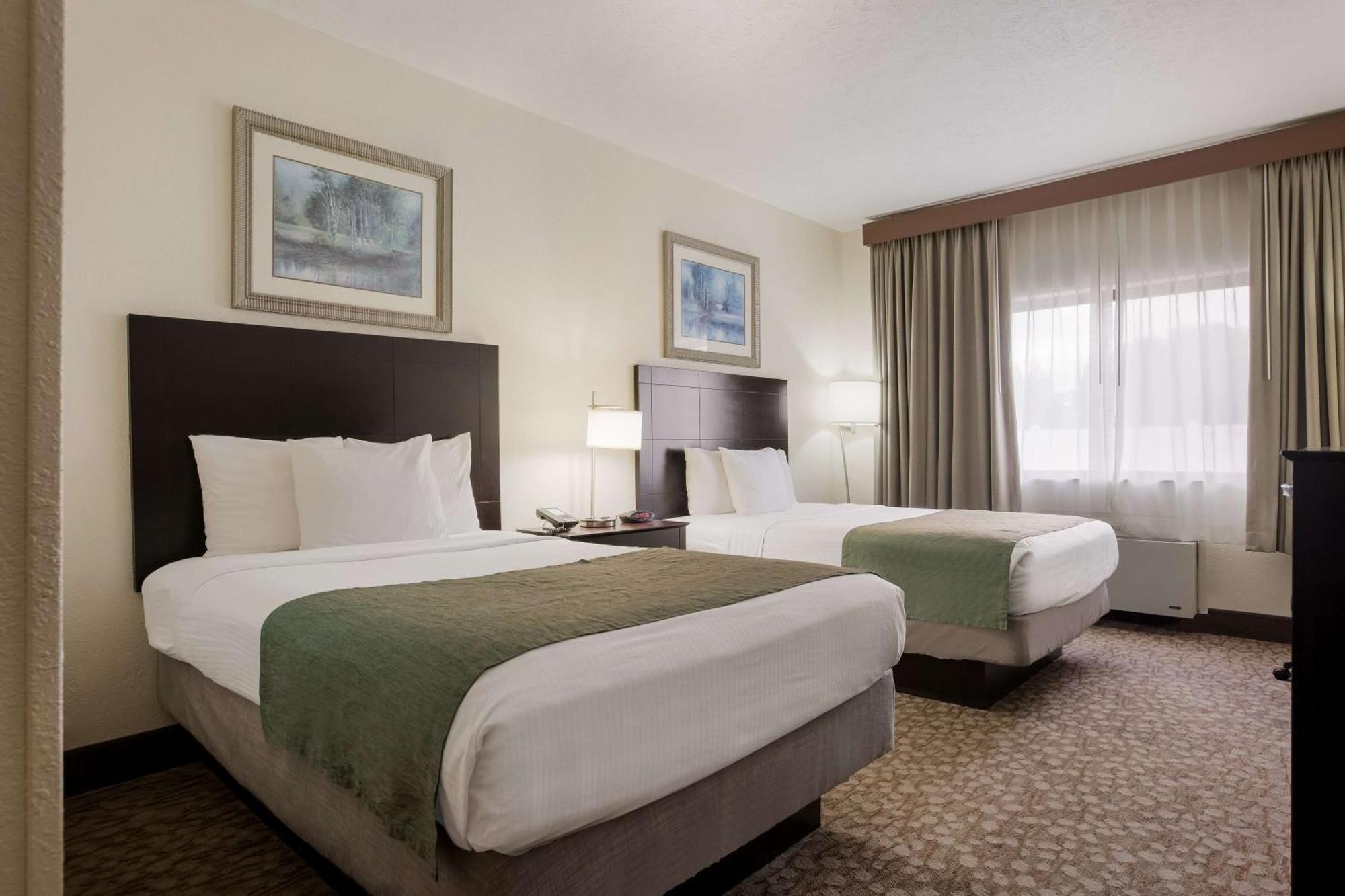 Best Western Kendallville Inn Екстериор снимка