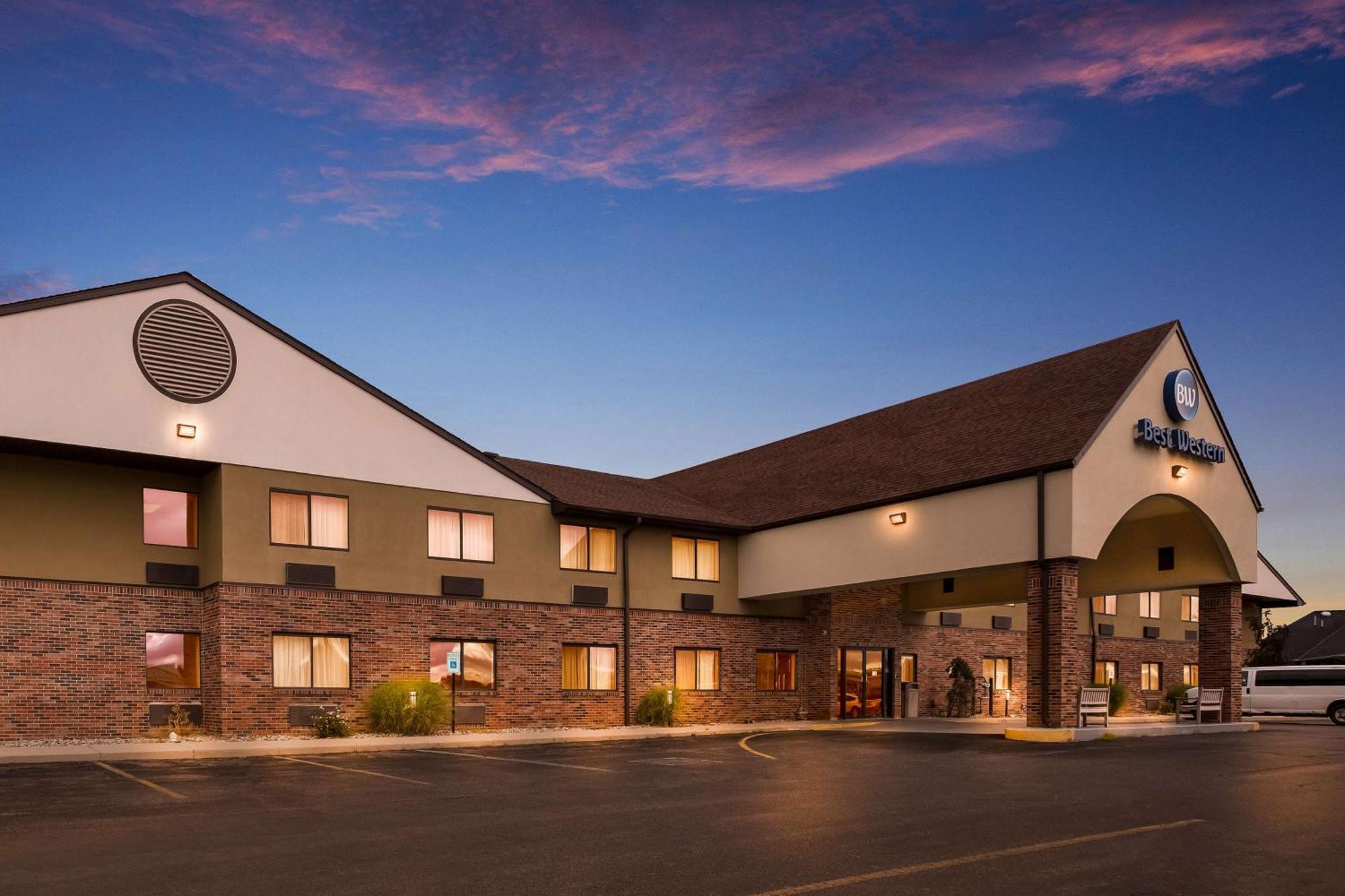 Best Western Kendallville Inn Екстериор снимка